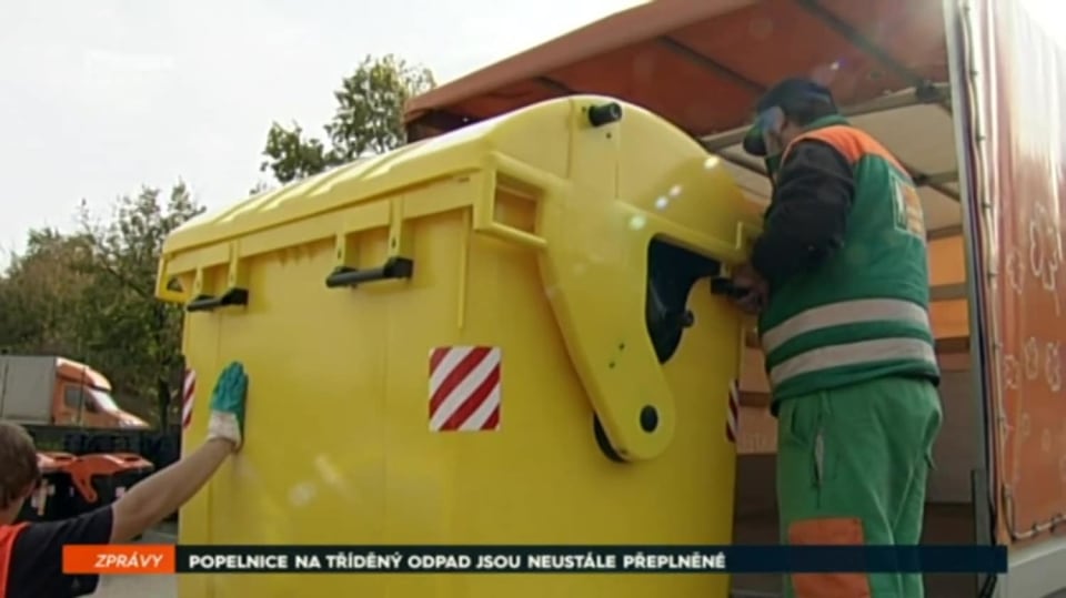 10. 01. 2018 ZPRÁVY: POPELNICE NA TŘÍDĚNÝ ODPAD JSOU NEUSTÁLE PŘEPLNĚNÉ
